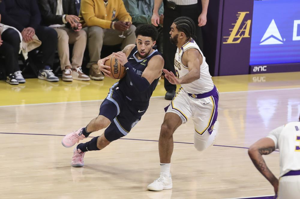 球员不仅要 球员不仅要