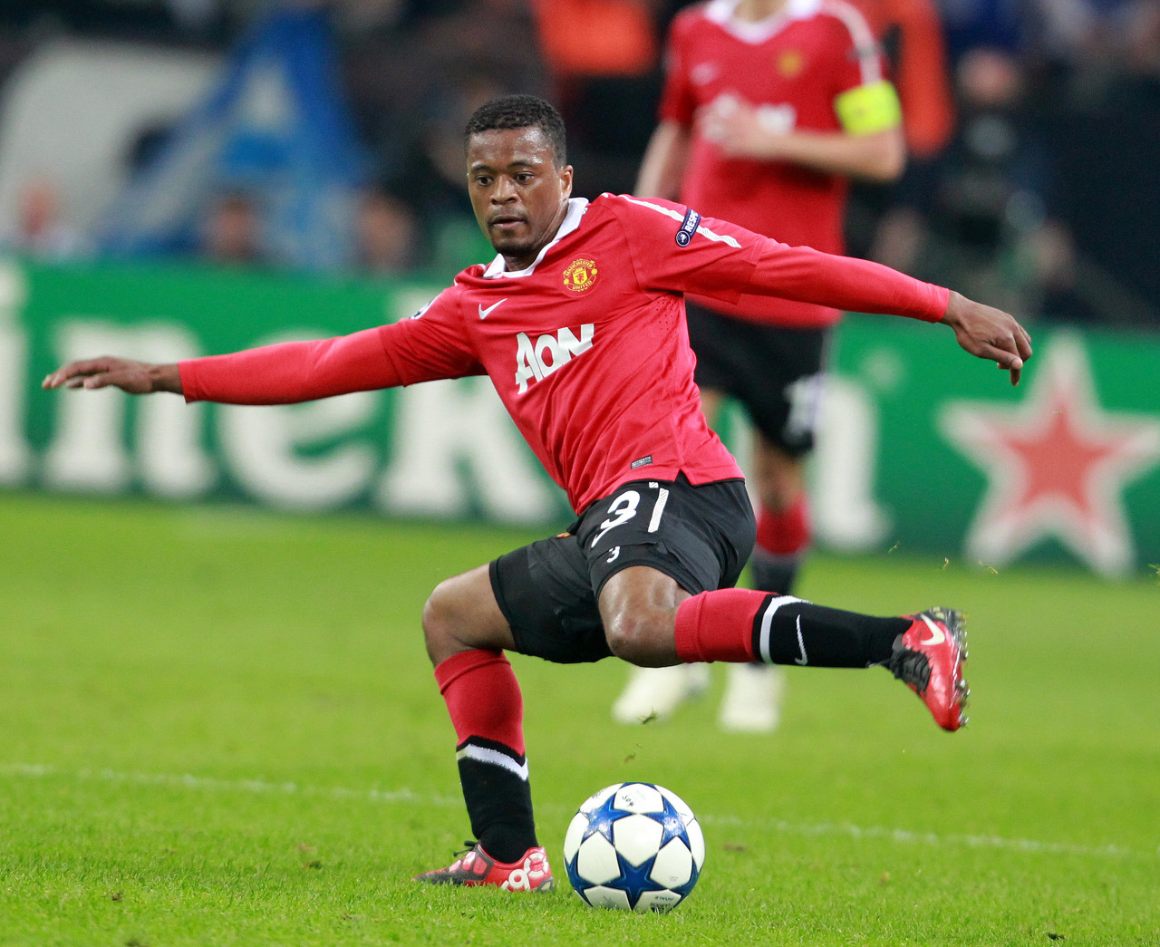 的扩军为亚 的扩军为亚