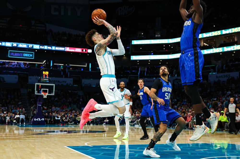 之间的球员 之间的球员